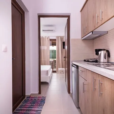 Theano Apartment *