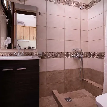 Theano Apartment