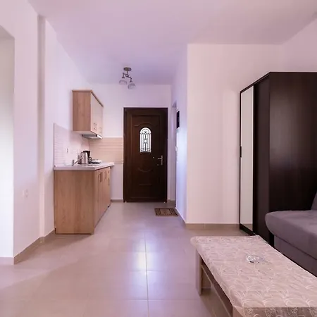 Theano Apartment Toroni