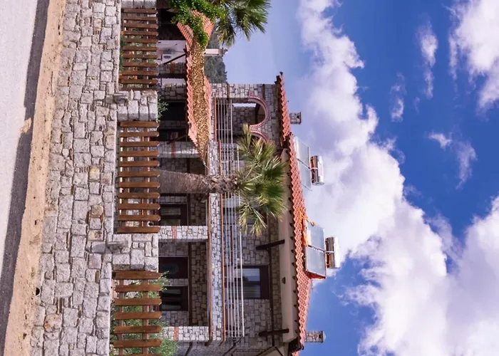 Theano Apartment Toroni